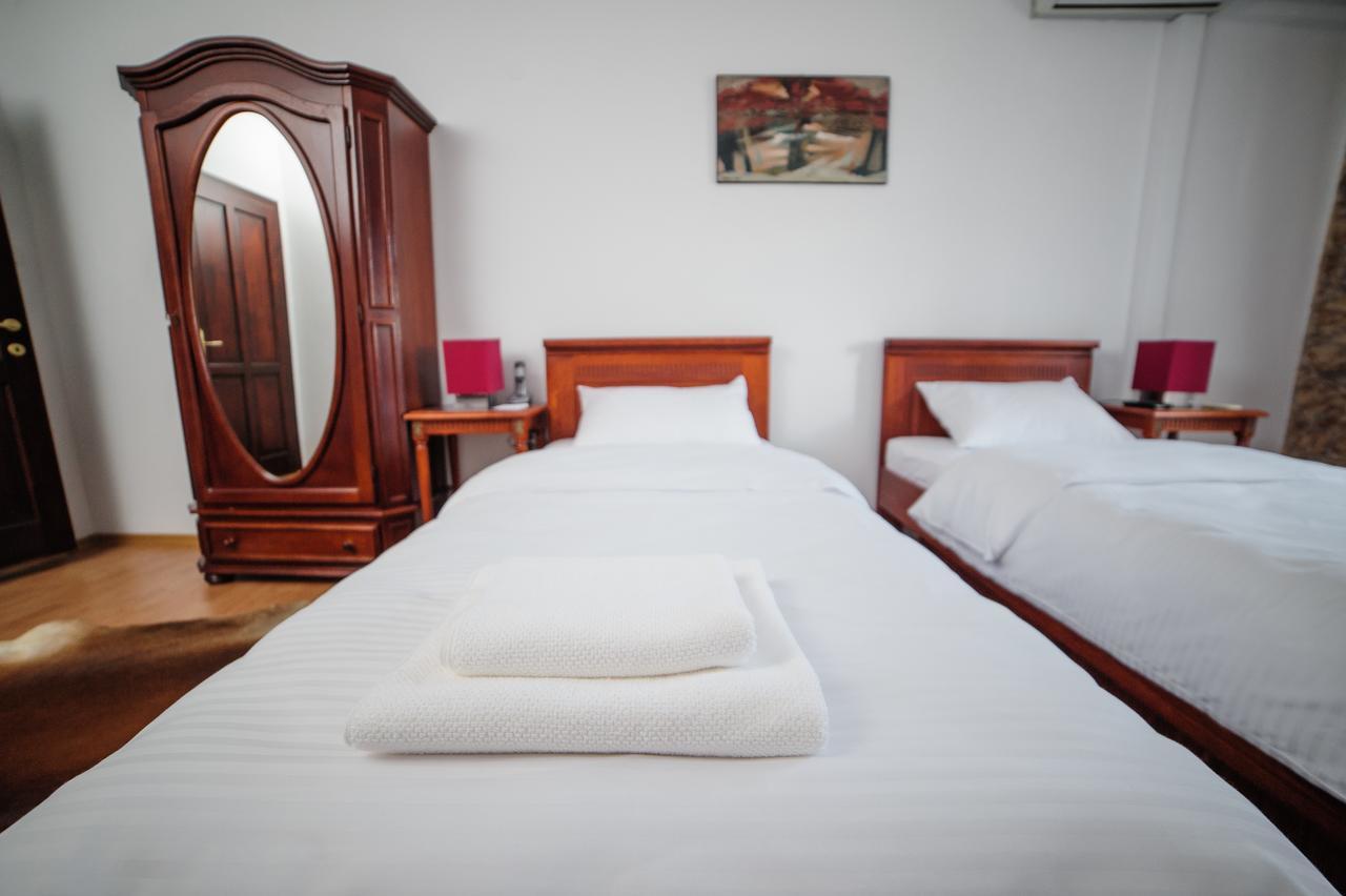 Hotel Gala Oradea Εξωτερικό φωτογραφία